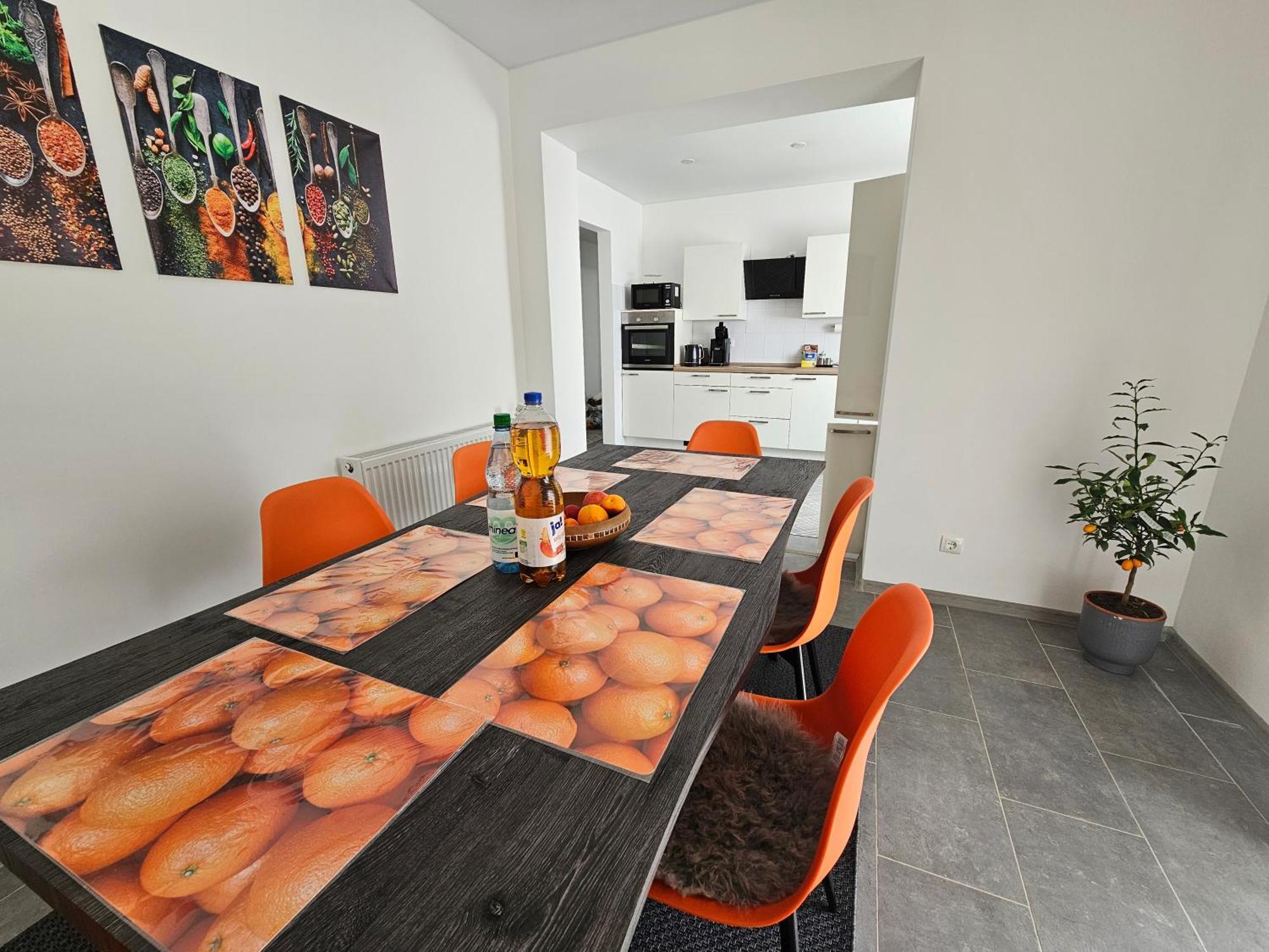 Warburg, Fewo "Sweet Home" 2,5 Zi- Eg-Separater Eingang - Parkplatz - Terasse- Komfortabel,Renoviert Экстерьер фото